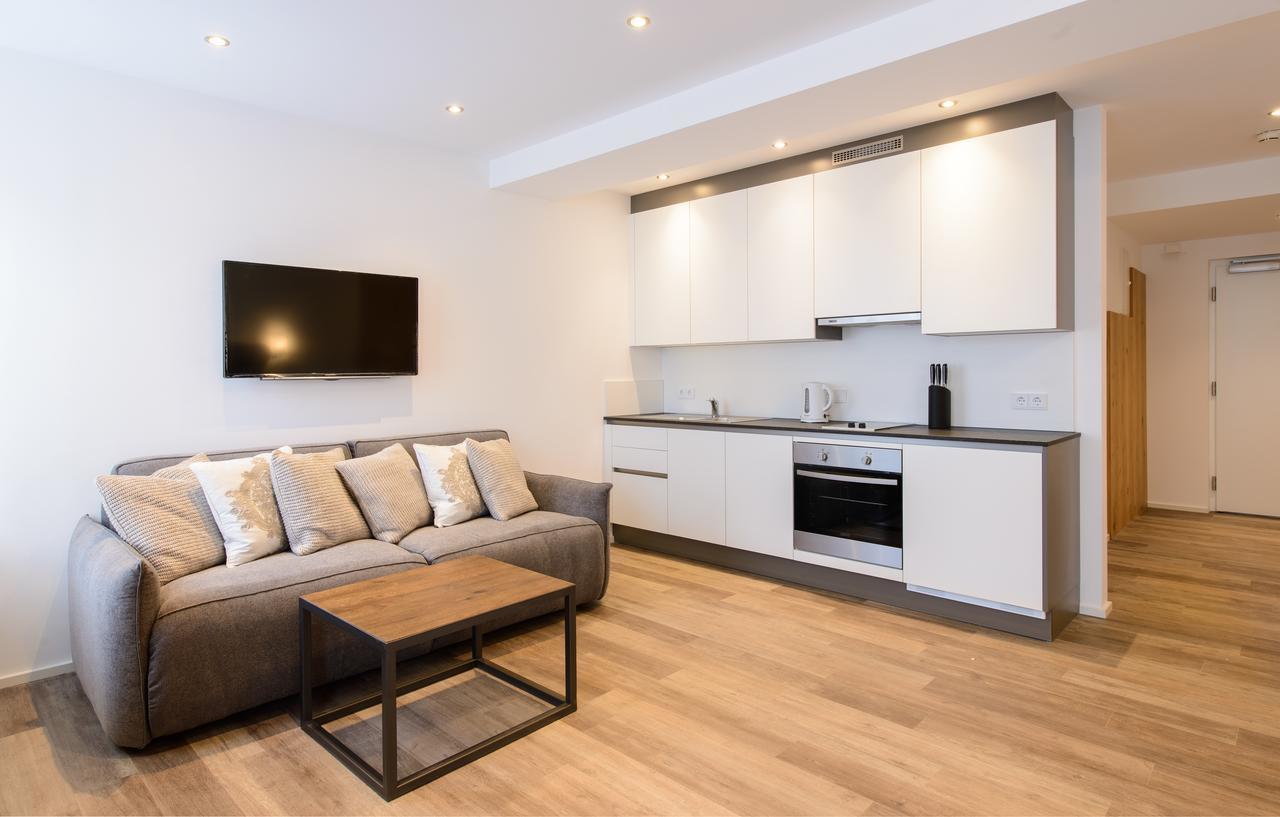 Kaiser Max Design Appartements Инсбрук Екстериор снимка